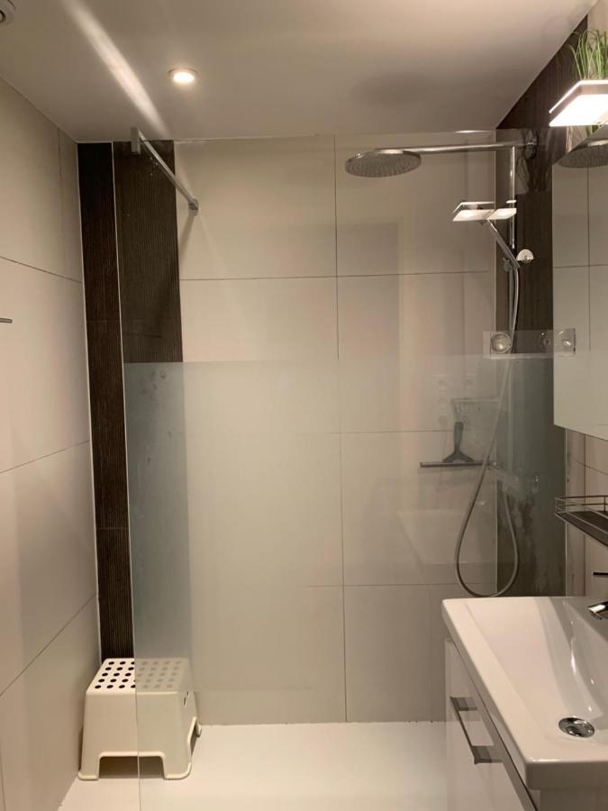 Appartement Met Zeezicht บลังเคนเบอร์เก ภายนอก รูปภาพ